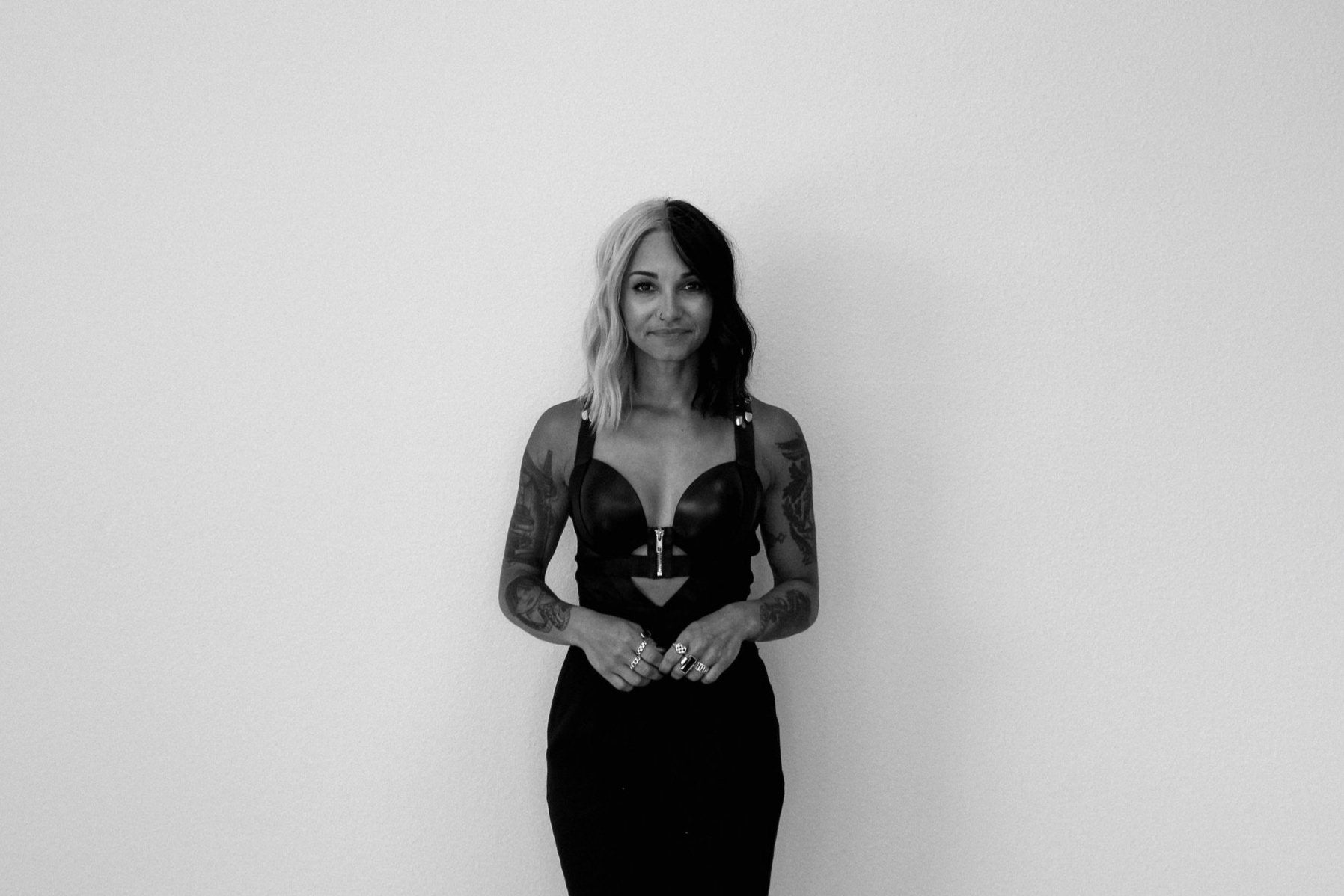 ani_bw_dress.jpg